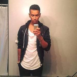 Meet your Posher, Michael